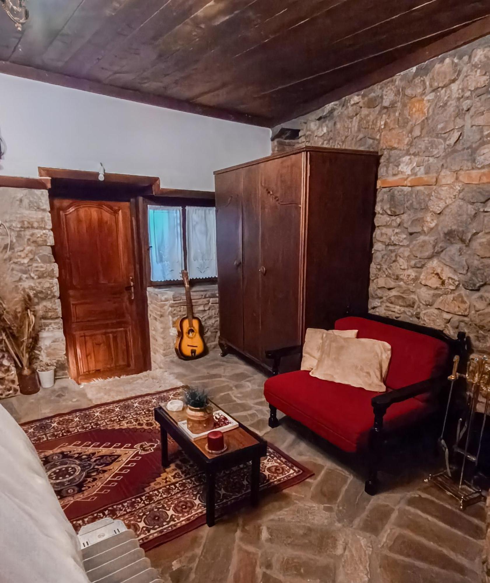 Ferienwohnung Το Πέτρινο Σπιτάκι Tríkala Exterior foto